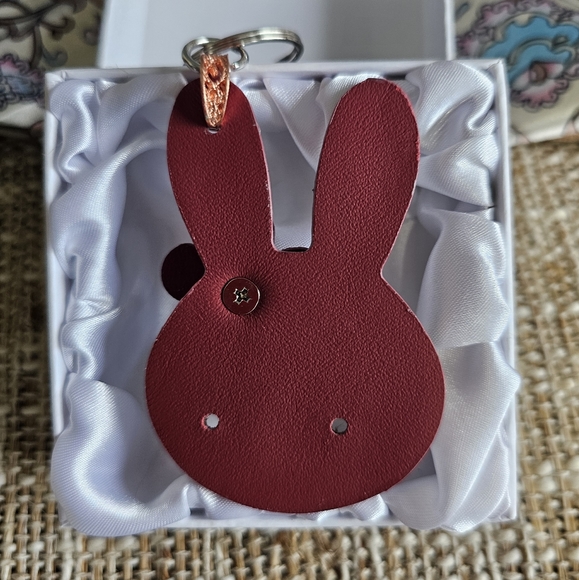 Repurposed/Upcycled keychain/bag charm - Picture 3 of 9